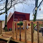 Kampeerbeleving Dijksehoeve * Nistelrode