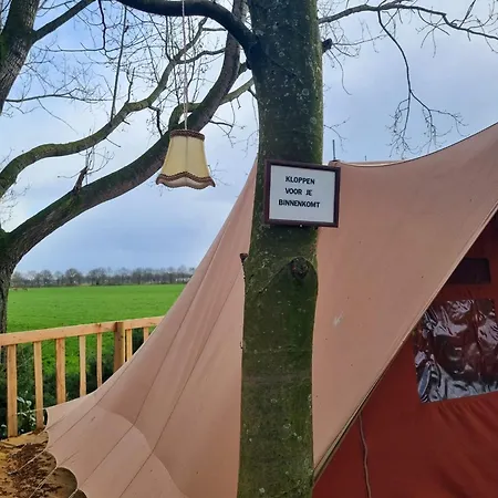 Kampeerbeleving Dijksehoeve * Nistelrode