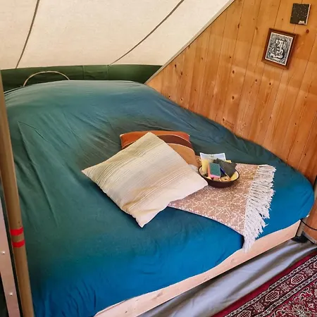 Kampeerbeleving Dijksehoeve אתר קמפינג *