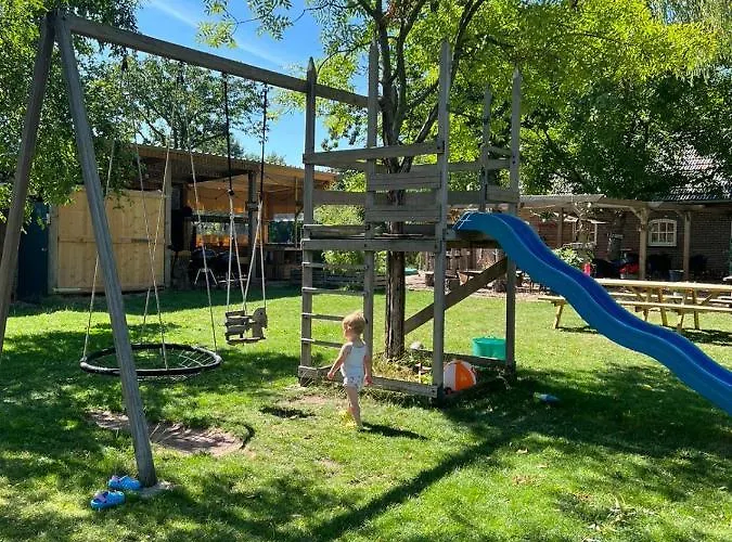 Kampeerbeleving Dijksehoeve Camping *