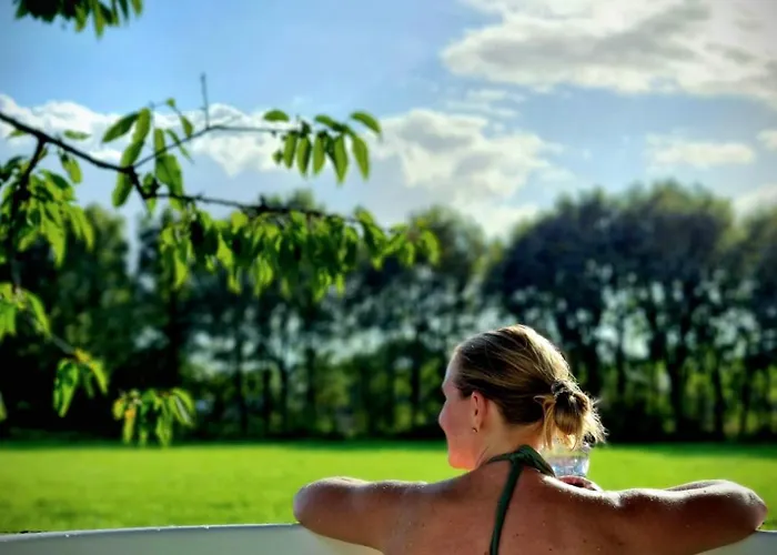 Kampeerbeleving Dijksehoeve Campingplatz Nistelrode