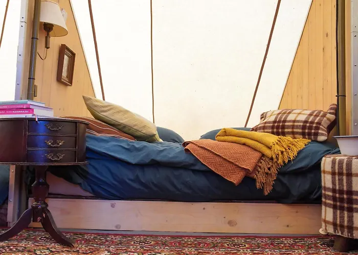 Kampeerbeleving Dijksehoeve * Nistelrode